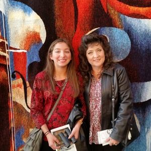 Meet your Posher, Edna